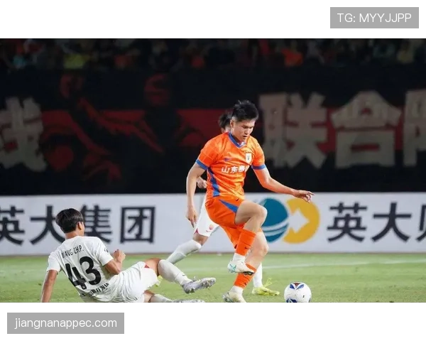 山东泰山新赛季危机：内部矛盾激化，引援不力战术体系崩溃或成致命短板